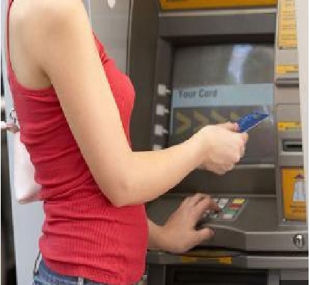 ATM یوزرس کے لئے نئی مصیبت کھڑی کر سکتا ہے یہ فارمولہ ، حکومت کر رہی ہے غور!